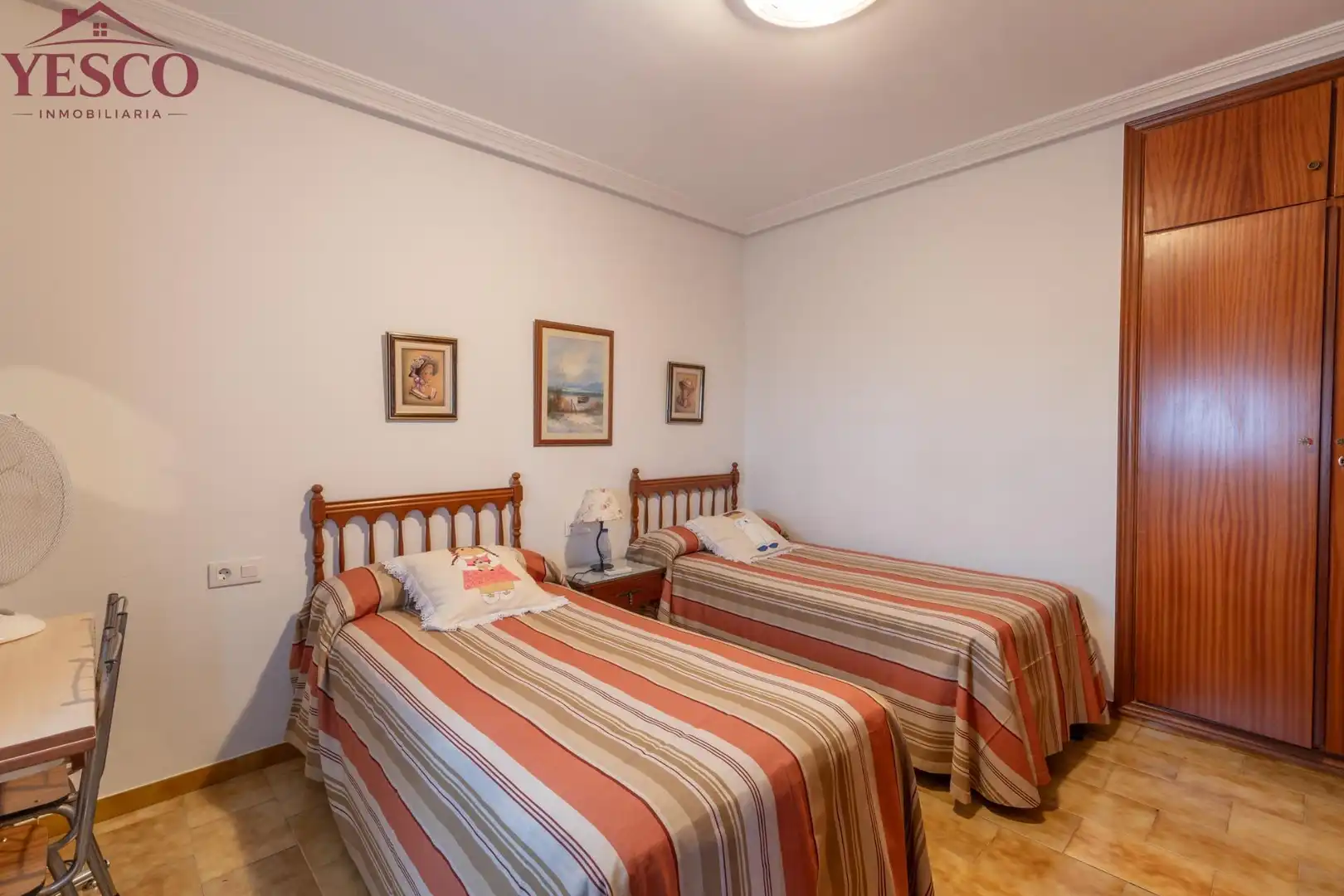 Habitación de Casa adosada en venta en Víznar con Jardín privado, Terraza y Piscina
