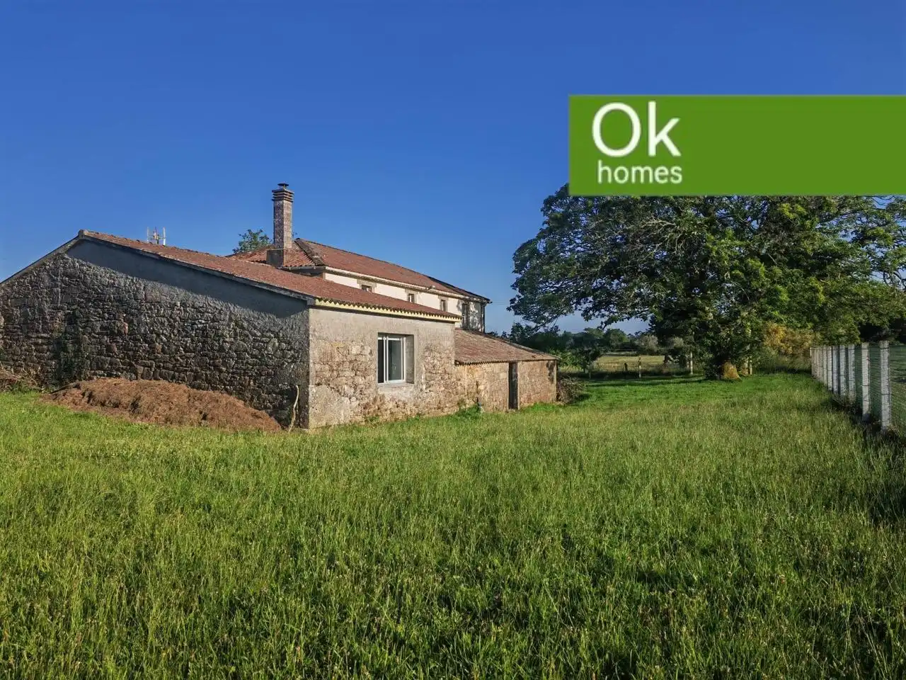 Casa o chalet en venta en Aranga con Calefacción, Jardín privado y Trastero