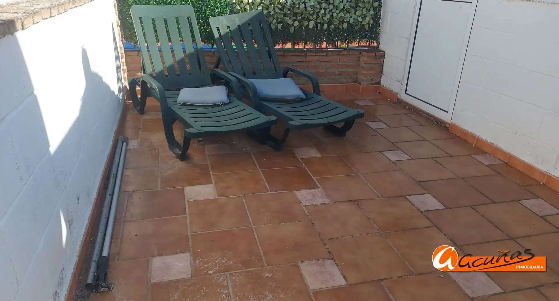 Terrassa de Casa adosada en venda en Villanueva de Algaidas amb Terrassa i Piscina