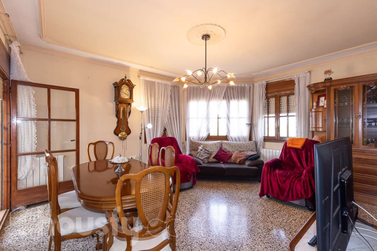 Sala d'estar de Casa o xalet en venda en Camarles amb Jardí privat, Terrassa i Traster