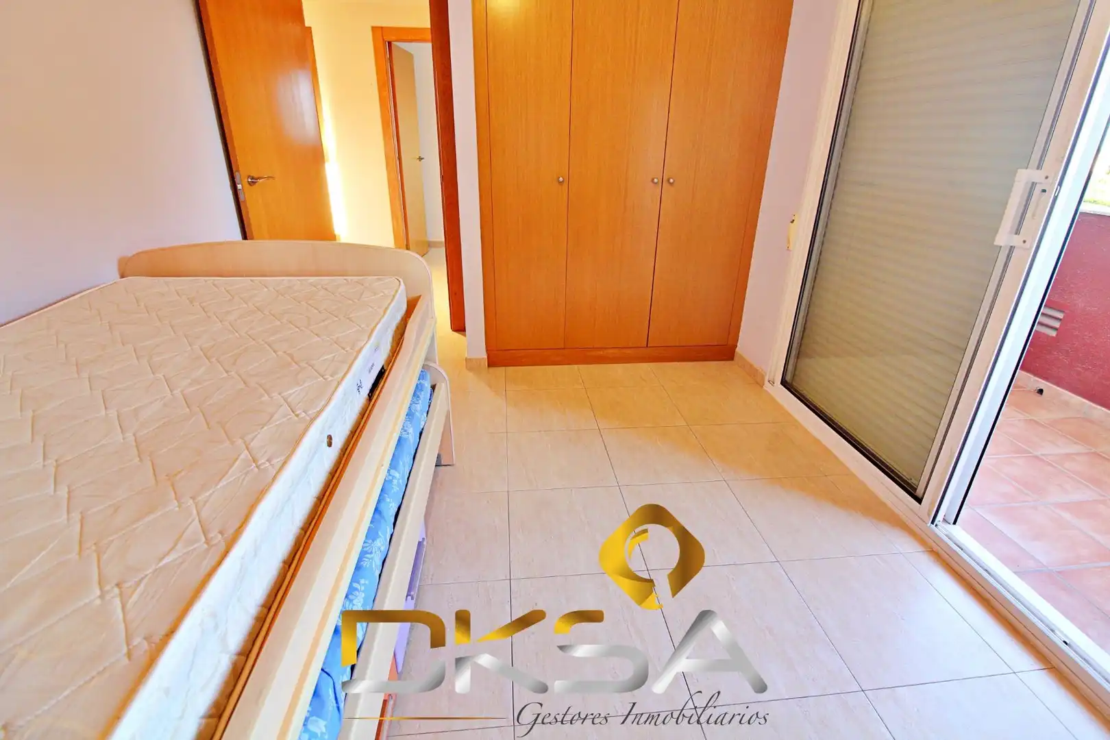 Habitación de Casa o chalet en venta en Castellón de la Plana / Castelló de la Plana con Aire acondicionado, Jardín privado y Terraza