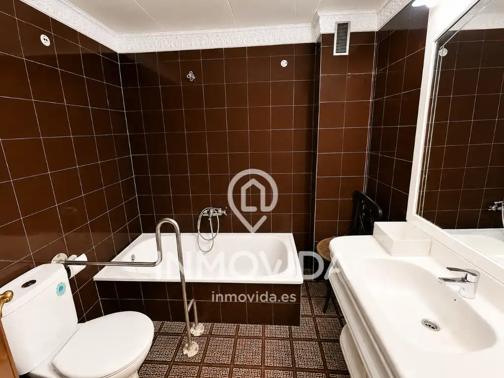 Habitación de Piso en venta en Xàtiva con Trastero, Amueblado y Balcón
