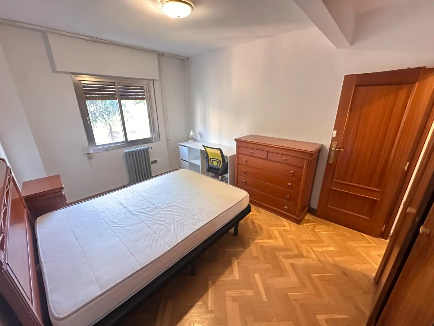 Bedroom of Flat for rent in Cuenca  with Heating, Furnished and Oven