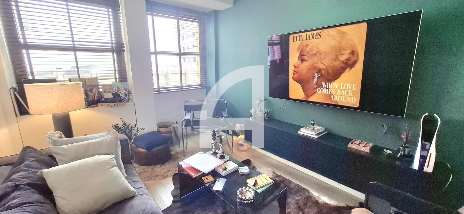 Living room of Flat for sale in  Madrid Capital  with Air Conditioner and Heating