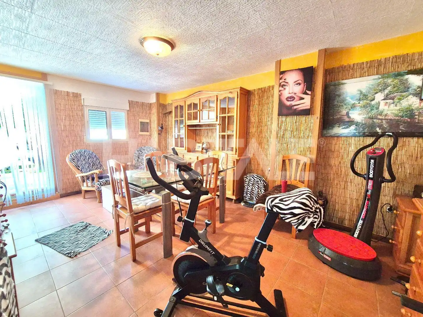 Living room of Houses for sale in Alborache  with Terrace, Storage room and Swimming Pool