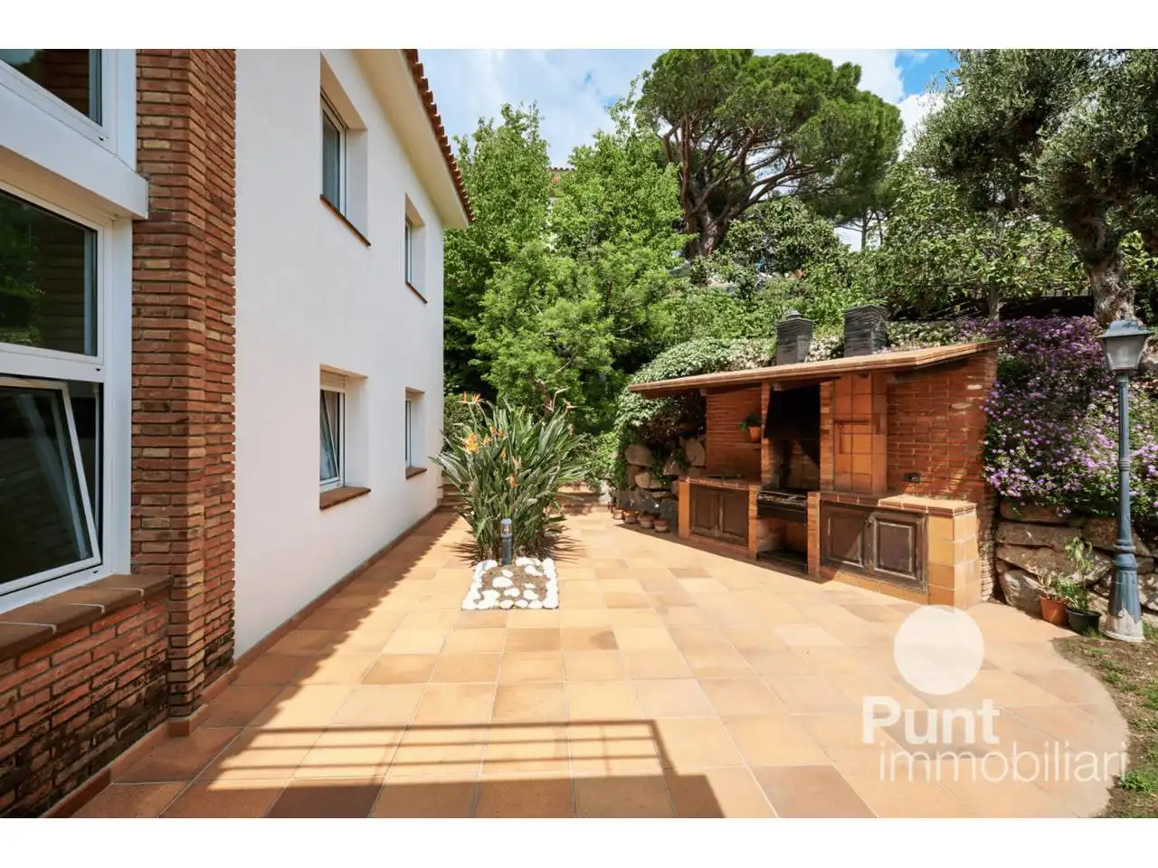Jardín de Casa o chalet en venta en Premià de Dalt con Aire acondicionado, Calefacción y Jardín privado