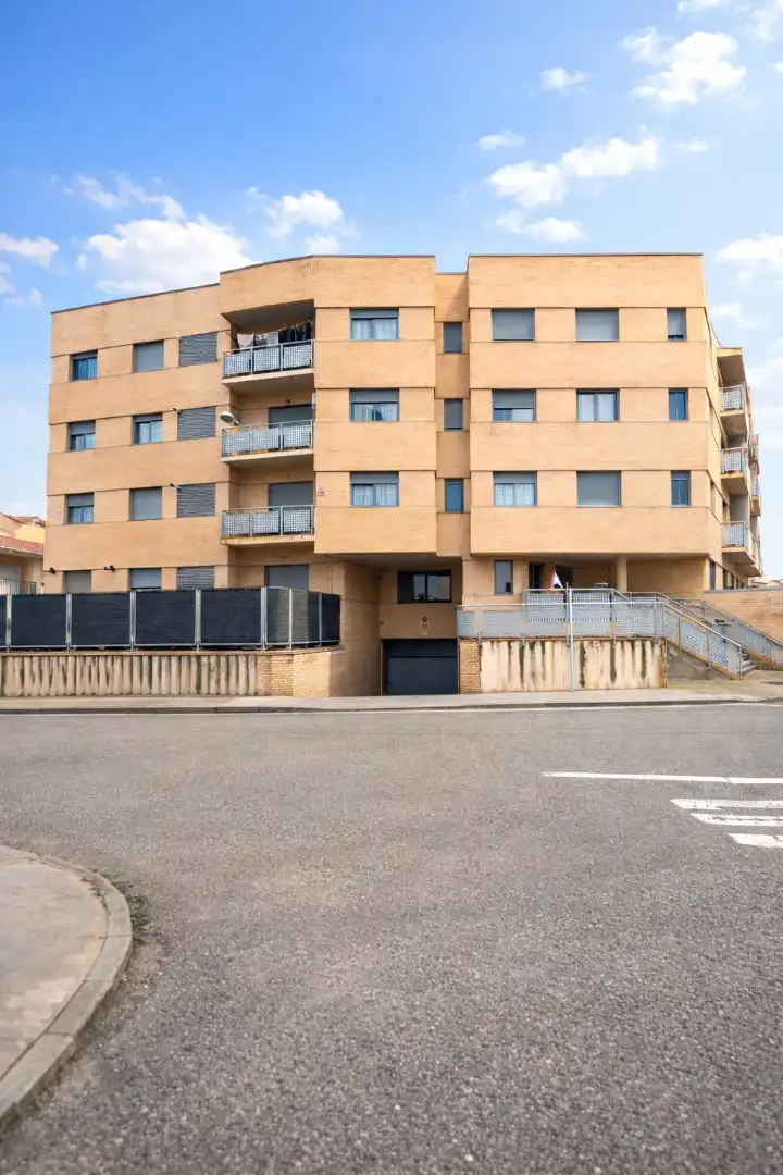 Vista exterior de Piso en venta en Ocaña con Calefacción