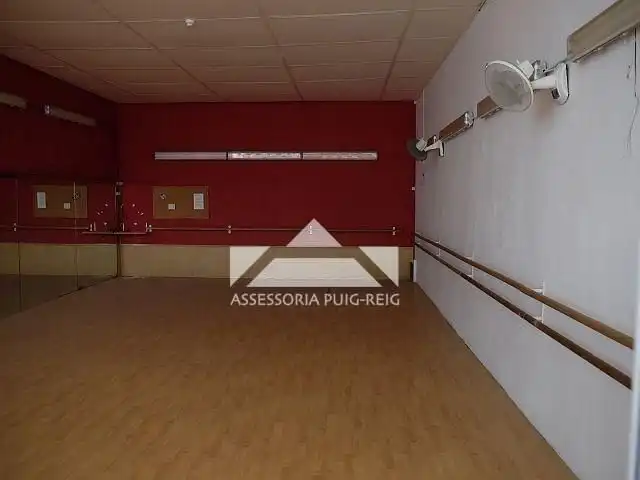 Local comercial en venda a Sant Esteve Sesrovires, imagen 8