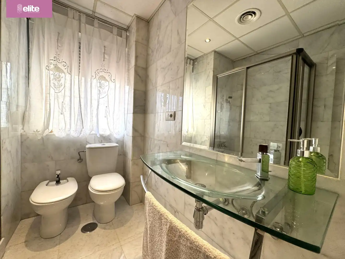 Bathroom of Flat for sale in Jerez de la Frontera