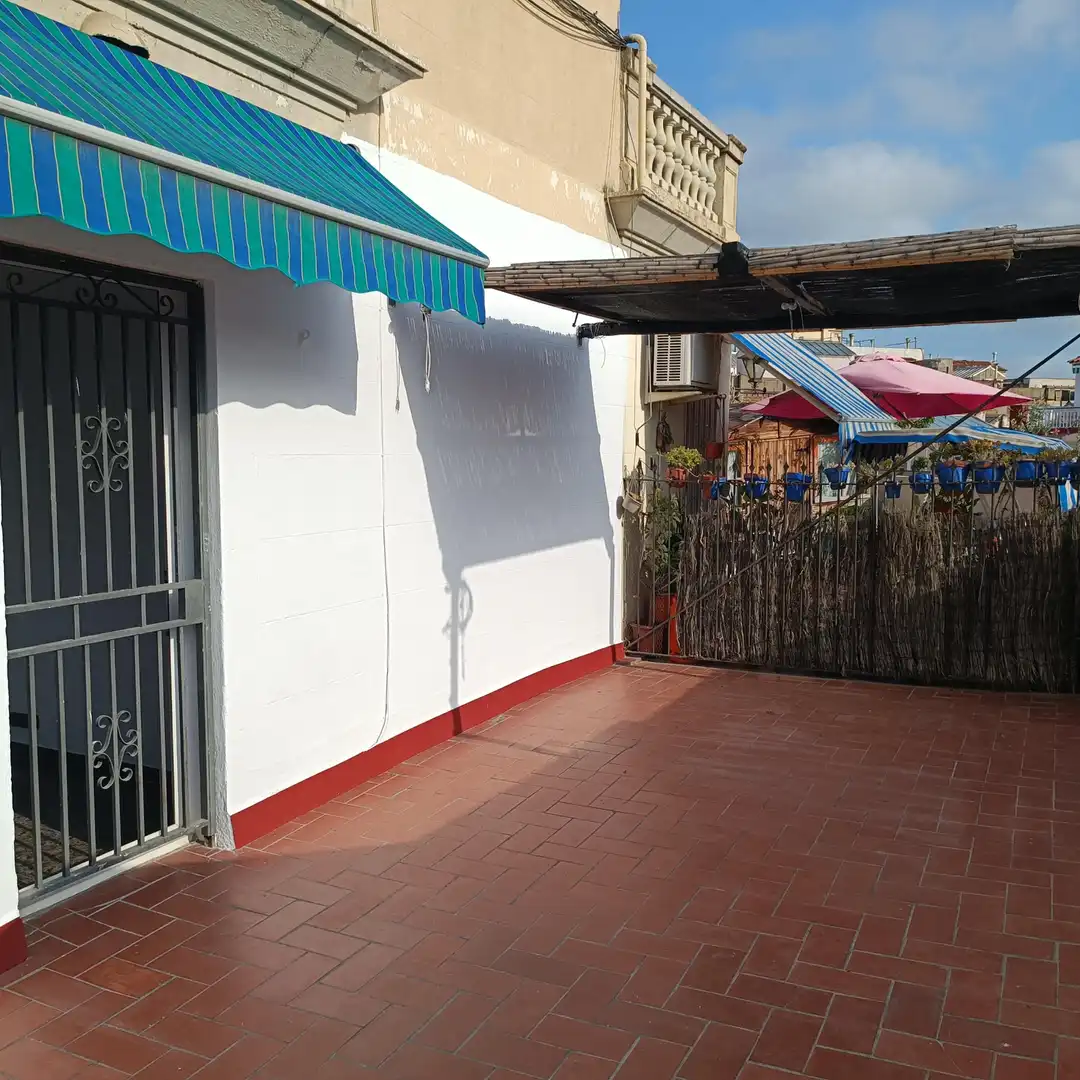 Attic for rent in Carrer del Comte Borrell, La Nova Esquerra de l'Eixample