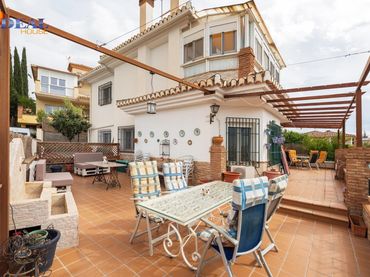 Chalet en venta en Calle EL TEJO 19