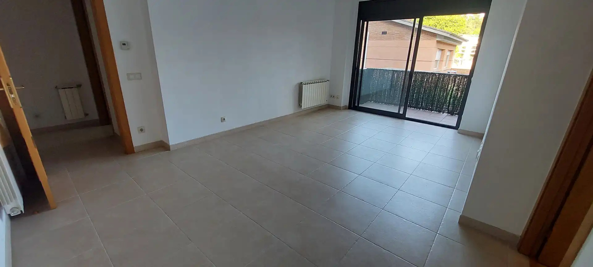 Wohnzimmer von Wohnung zur Miete in Vallgorguina mit Heizung, Parkett und Balkon