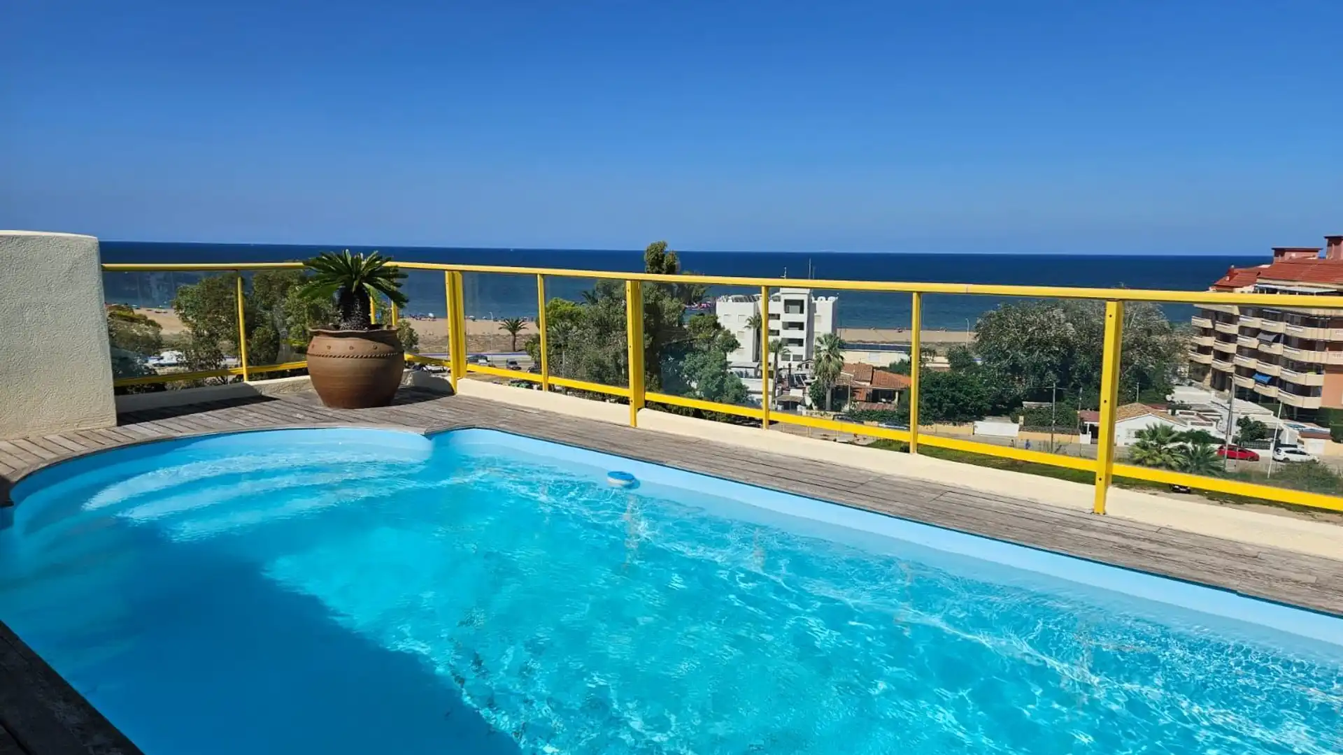 Piscina de Ático en venta en Dénia con Aire acondicionado, Calefacción y Terraza