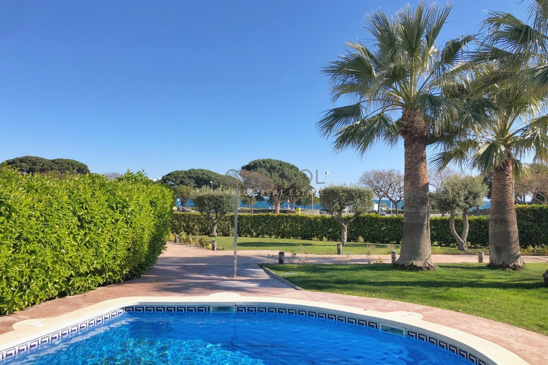 Swimming pool of Flat to rent in Cambrils  with Air Conditioner, Heating and Terrace