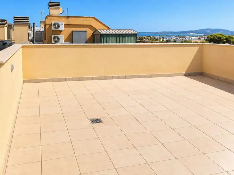 Terrasse von Wohnung zur Miete in  Palma de Mallorca mit Klimaanlage, Terrasse und Balkon