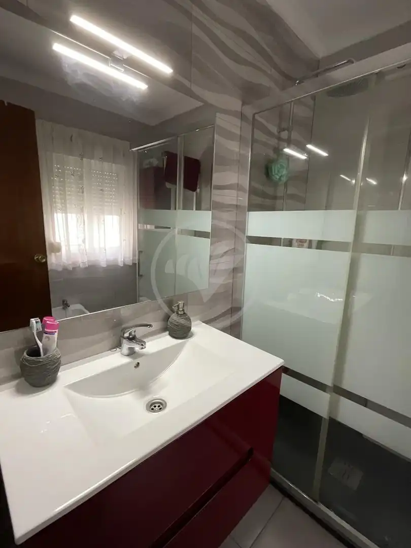Baño de Piso en venta en Linares con Aire acondicionado y Amueblado