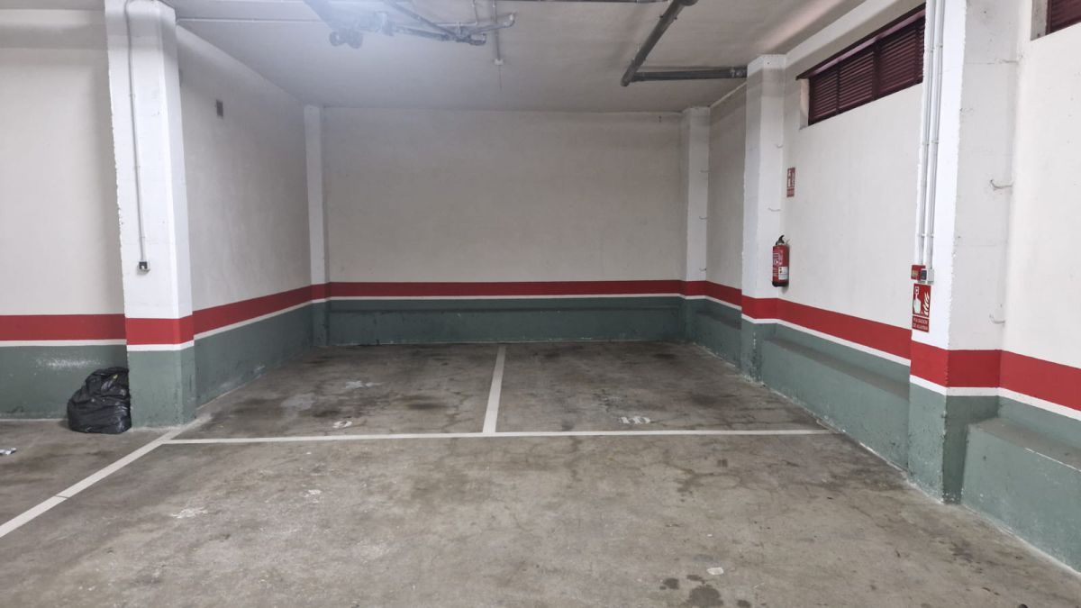 Aparcament de Garatge de lloguer en León Capital 