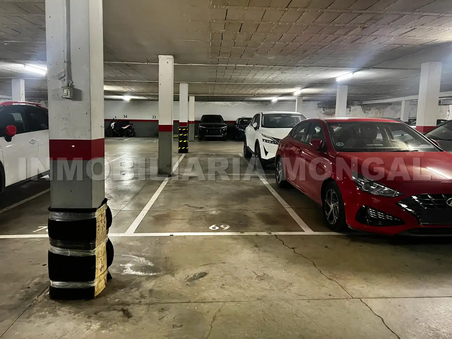 Einzelparkplatz zum Verkauf in Carrer de la Llibertat