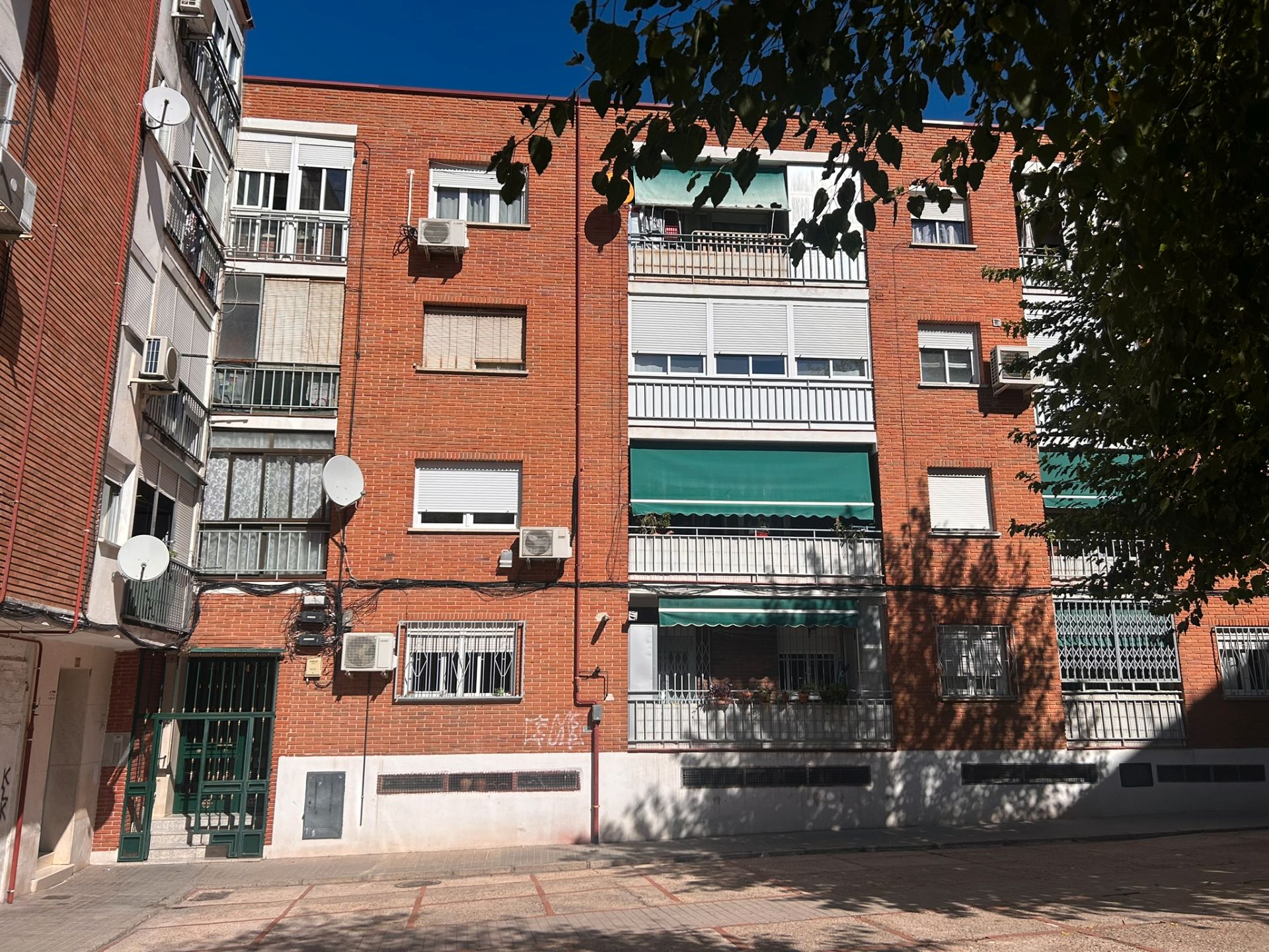 Vista exterior de Pis en venda en Aranjuez amb Aire condicionat, Calefacció i Terrassa