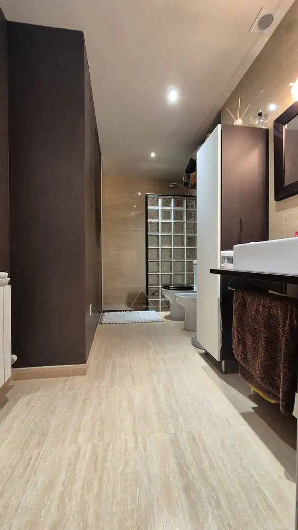 Badezimmer von Wohnung zum Verkauf in Almenar