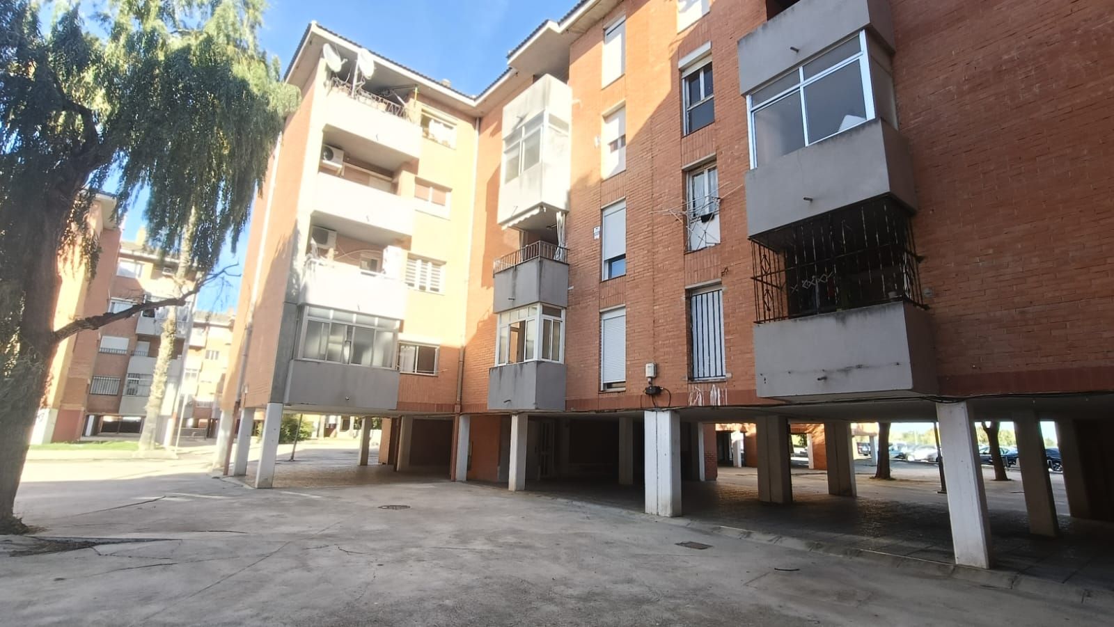 Vista exterior de Pis en venda en Reus