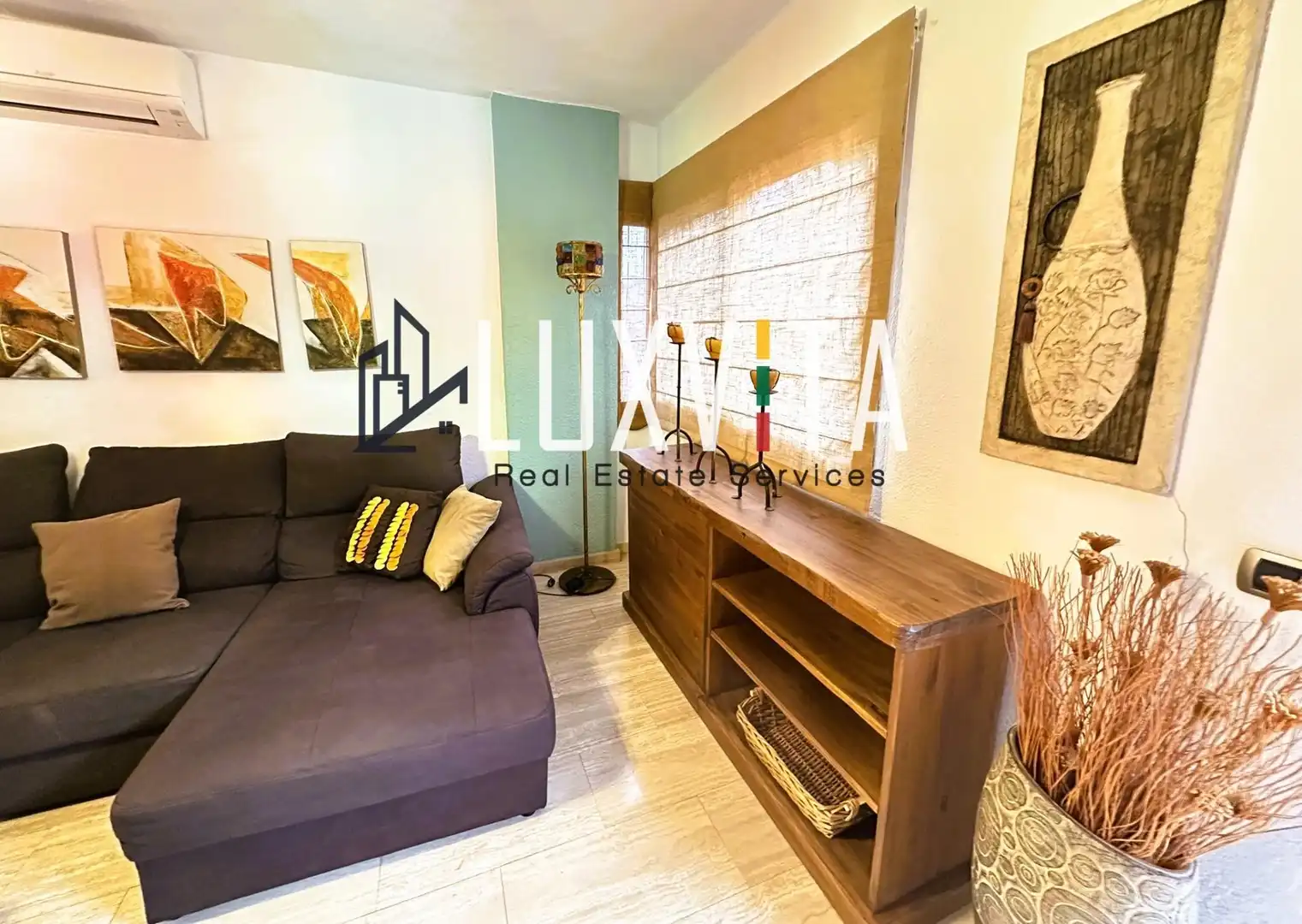 Sala d'estar de Casa o xalet en venda en Adeje amb Aire condicionat, Calefacció i Jardí privat