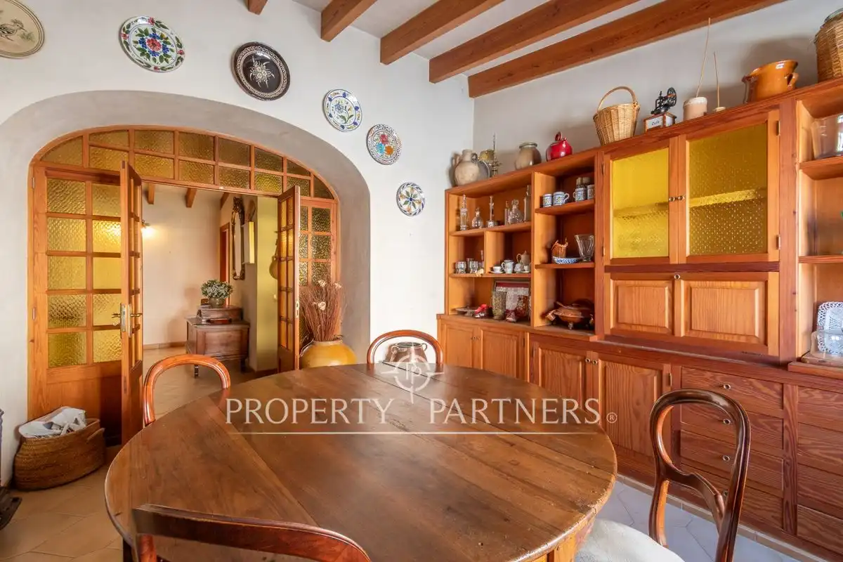 Menjador de Casa o xalet en venda en  Palma de Mallorca amb Aire condicionat, Calefacció i Jardí privat