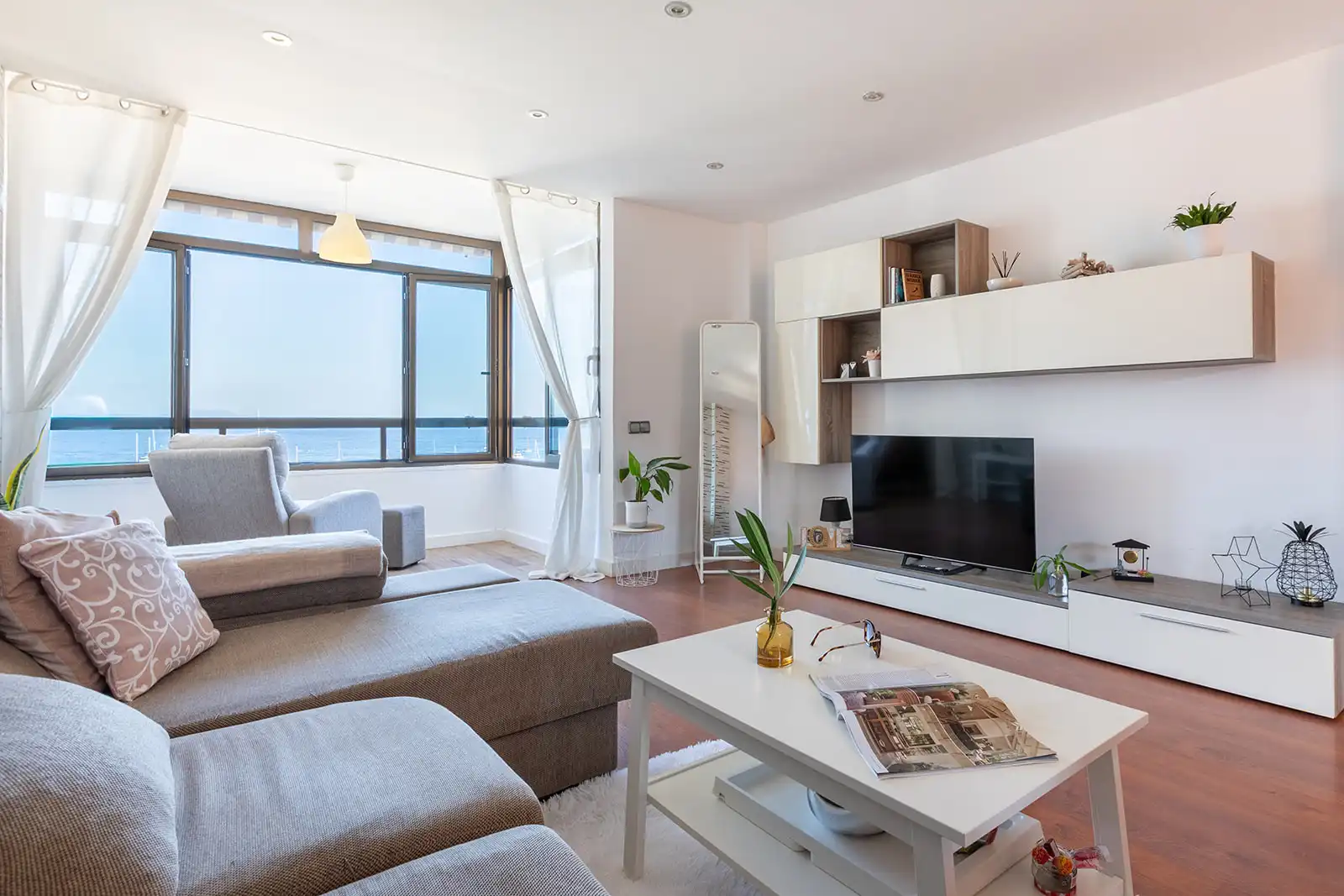 Sala d'estar de Apartament en venda en Calvià amb Aire condicionat, Moblat i Internet