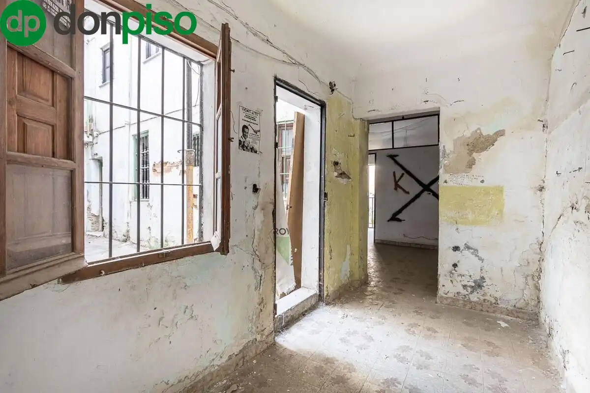 Houses for sale in Granada  with Terrace and Balcony