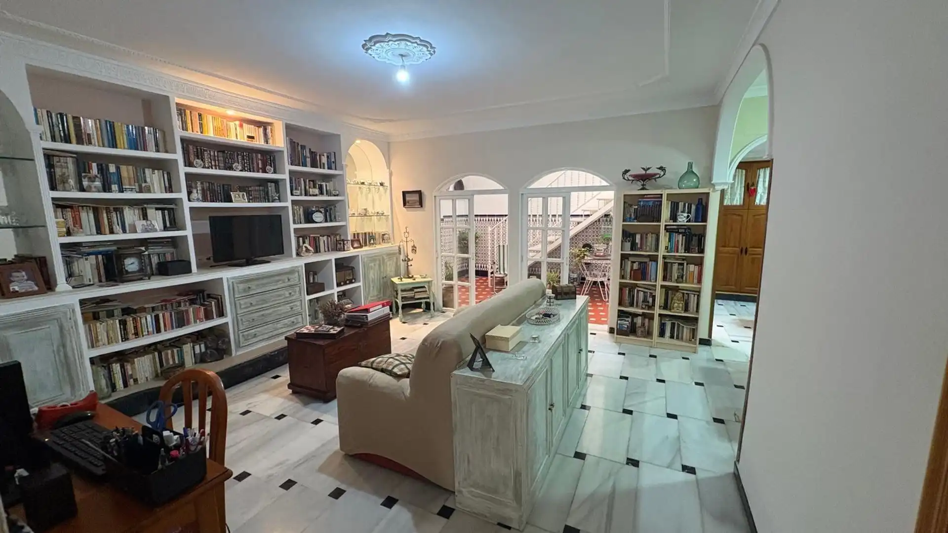 Living room of Single-family semi-detached for sale in Chiclana de la Frontera  with Terrace