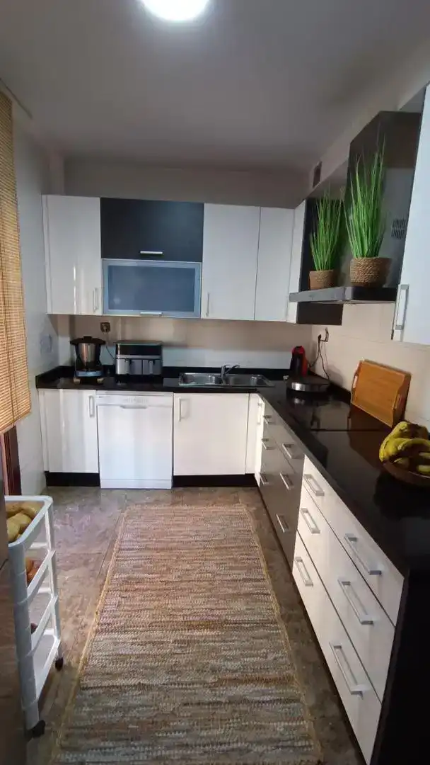 Cocina de Dúplex en venta en Melilla con Aire acondicionado, Amueblado y Horno