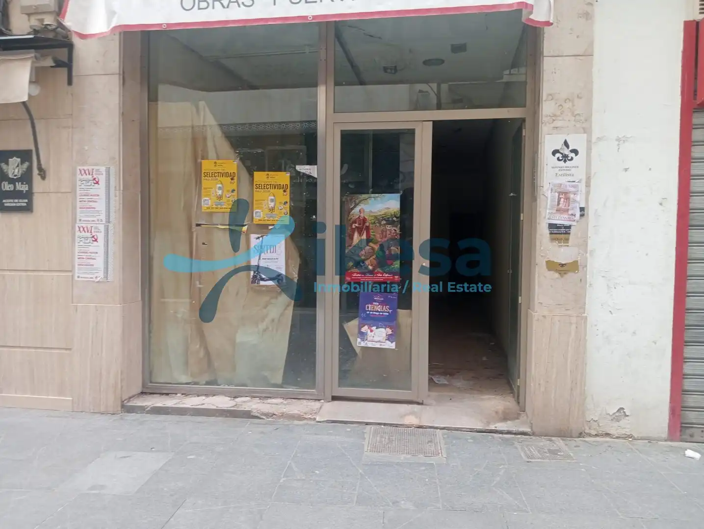 Local comercial en venda a Andújar