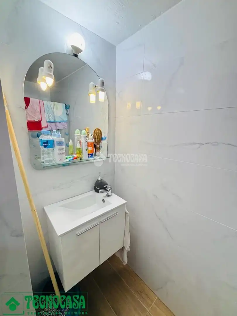Bathroom of Land for sale in Mascaraque