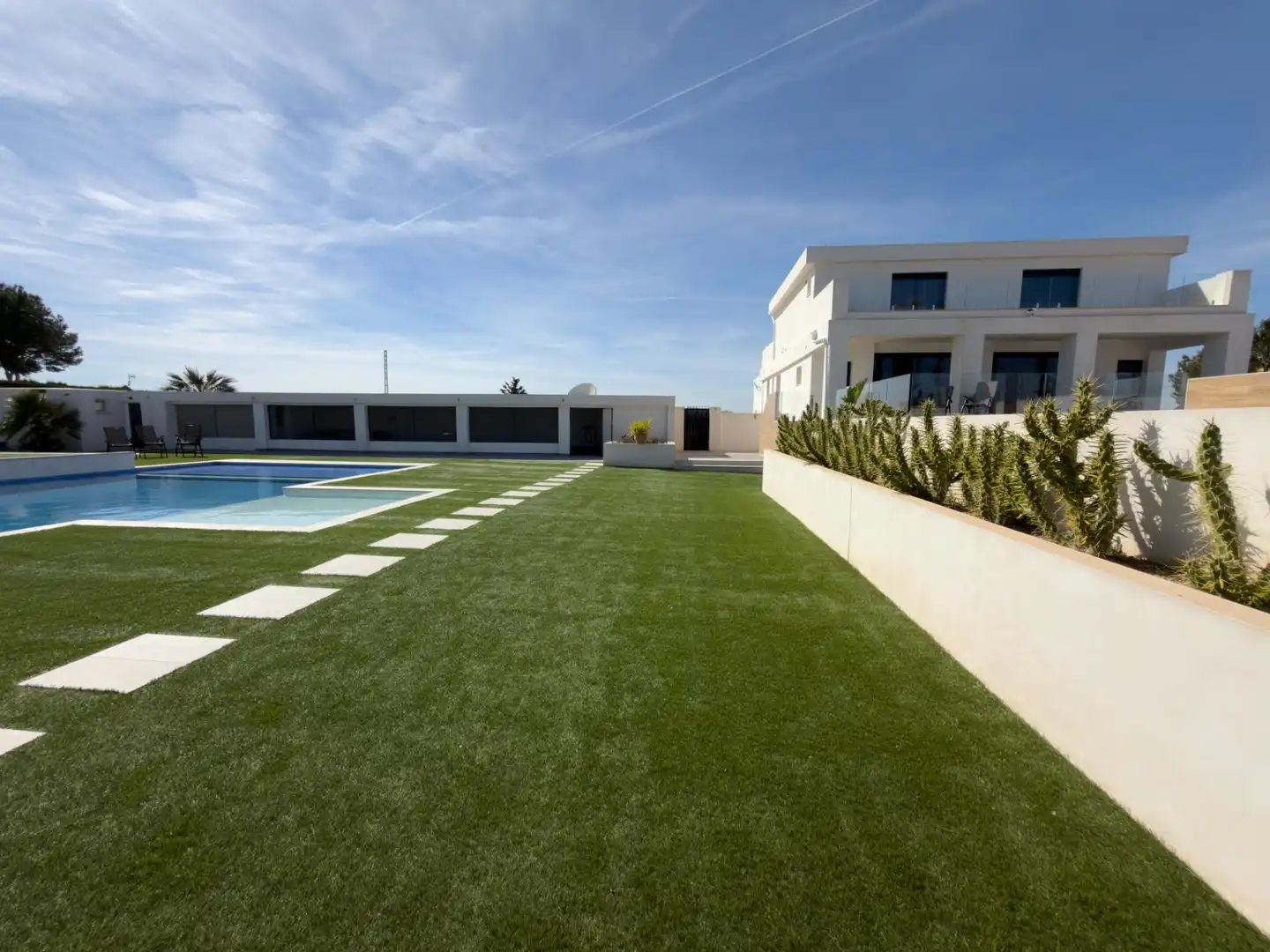Terrassa de Casa o xalet en venda en Los Montesinos amb Aire condicionat, Calefacció i Jardí privat