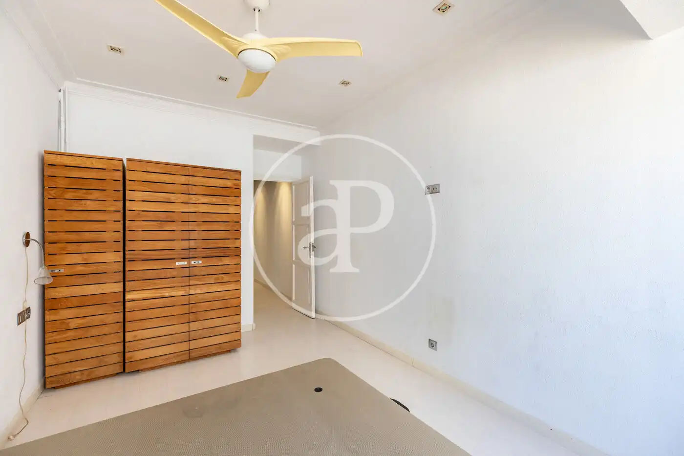 Penthouse with terrace for sale in Carrer del Consell de Cent, imagen 31
