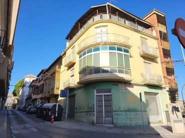 Casa en venda a Baza