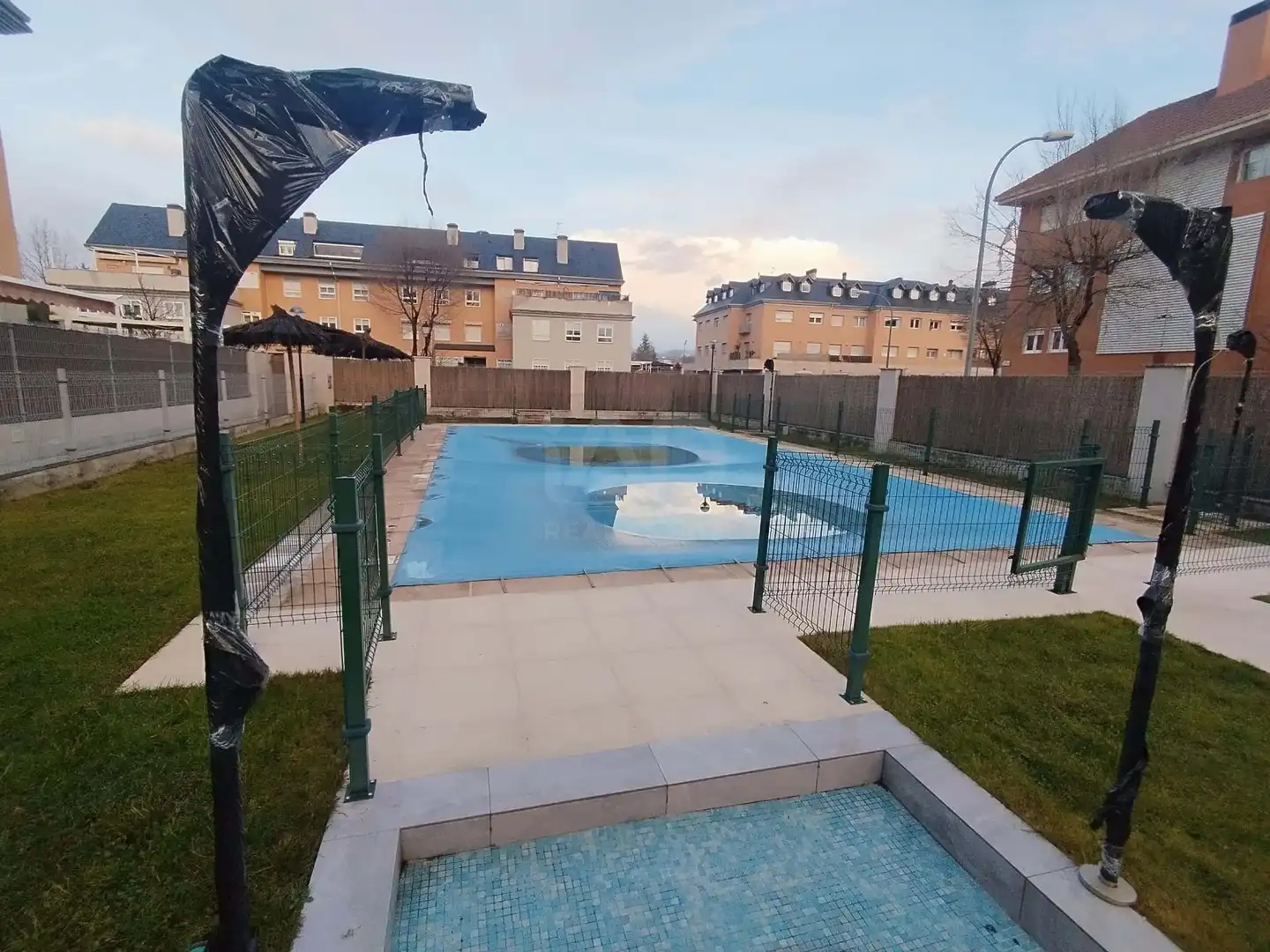 Swimming pool of Flat for sale in Collado Villalba  with Air Conditioner, Heating and Terrace