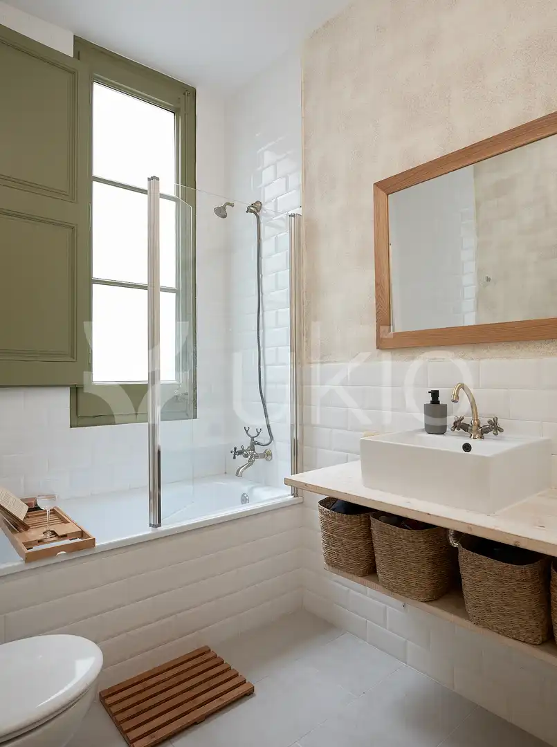 Apartment with terrace to rent in Carrer d'Enric Granados, imagen 11