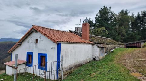 Foto 2 de Casa o xalet en venda a Entrambasmestas - Barrio Aldano, San Pedro del Romeral, Cantabria