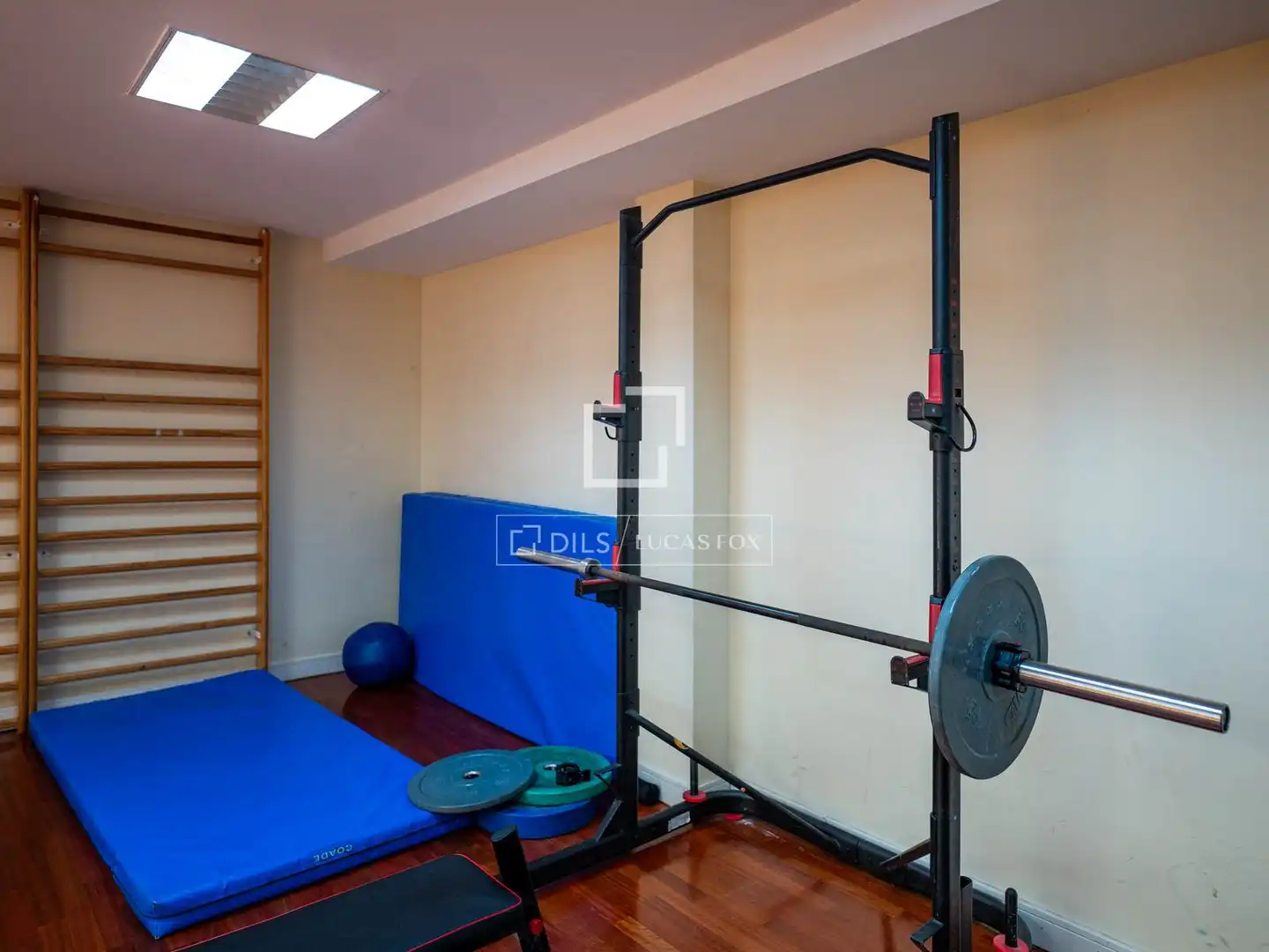 Wohnung zur Miete in Majadahonda mit Klimaanlage, Heizung und Privatgarten