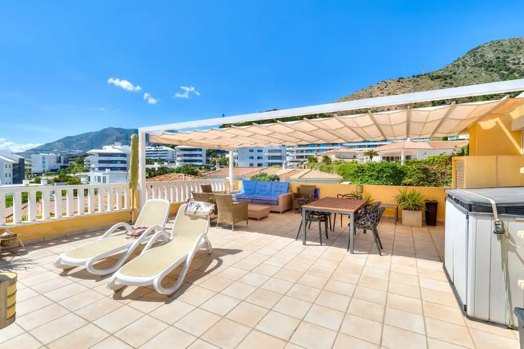 Terraza de Ático en venta en Benalmádena con Aire acondicionado, Terraza y Amueblado