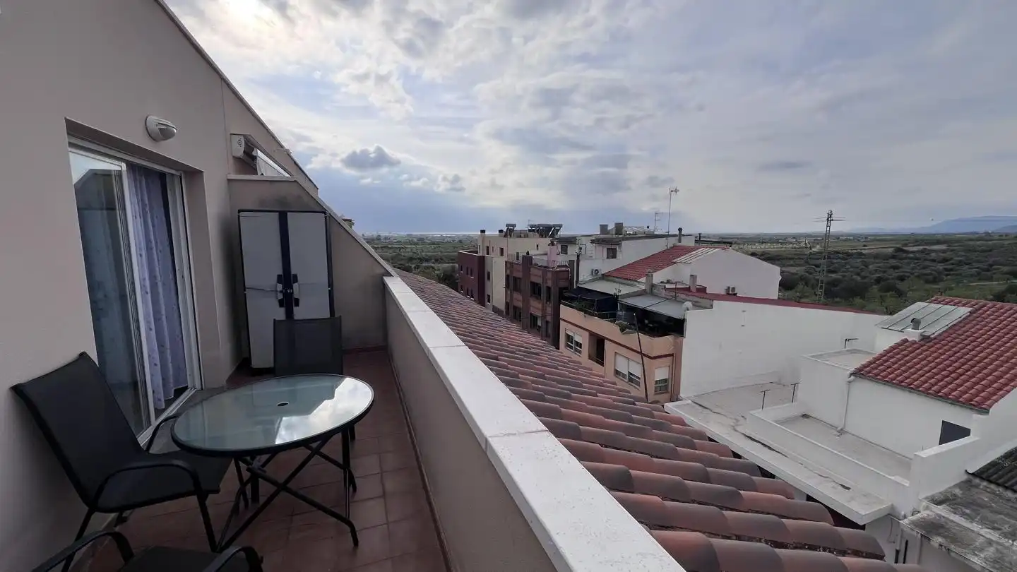 Terrasse von Wohnung zum Verkauf in Torreblanca mit Klimaanlage, Terrasse und Möbliert