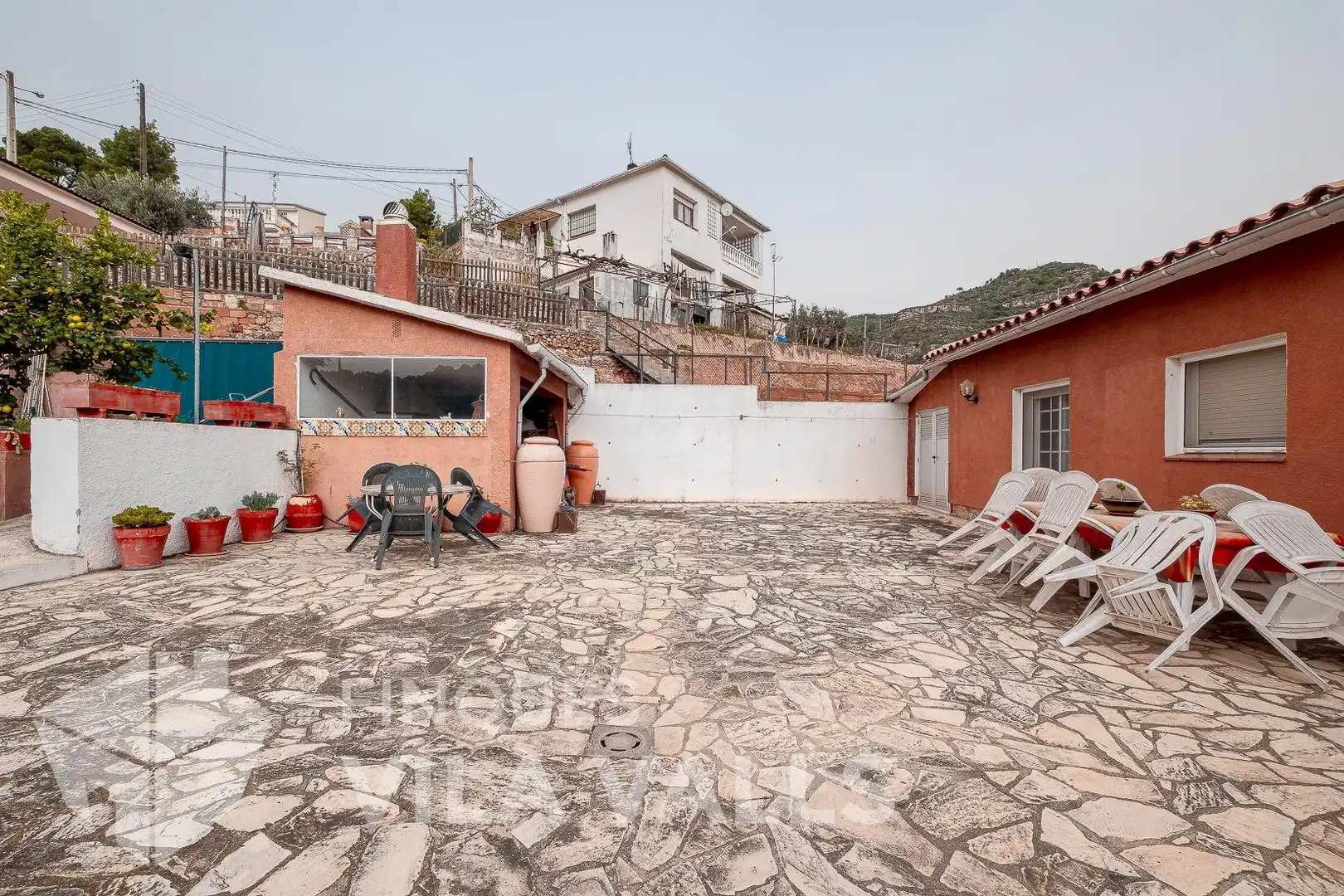 Vista exterior de Casa o xalet en venda en Sant Feliu de Codines amb Jardí privat i Piscina