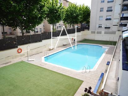 Swimming pool of Flat for sale in El Masnou  with Air Conditioner, Heating and Terrace