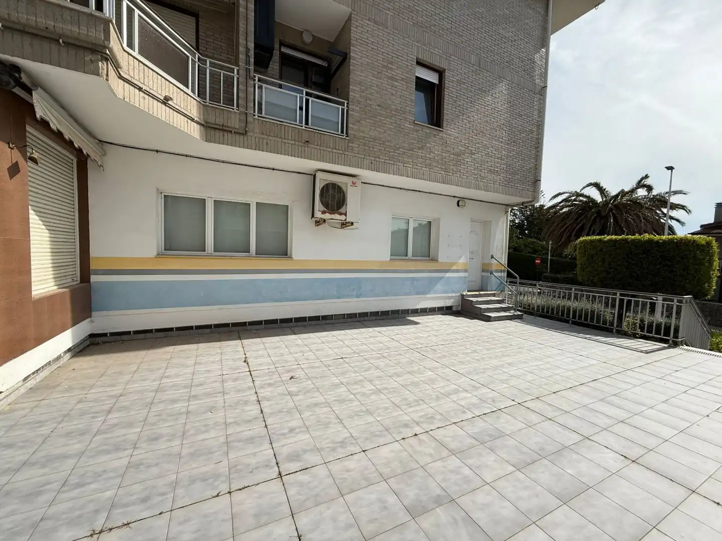 Local en venta en Las Viñas, 2, Tregadín