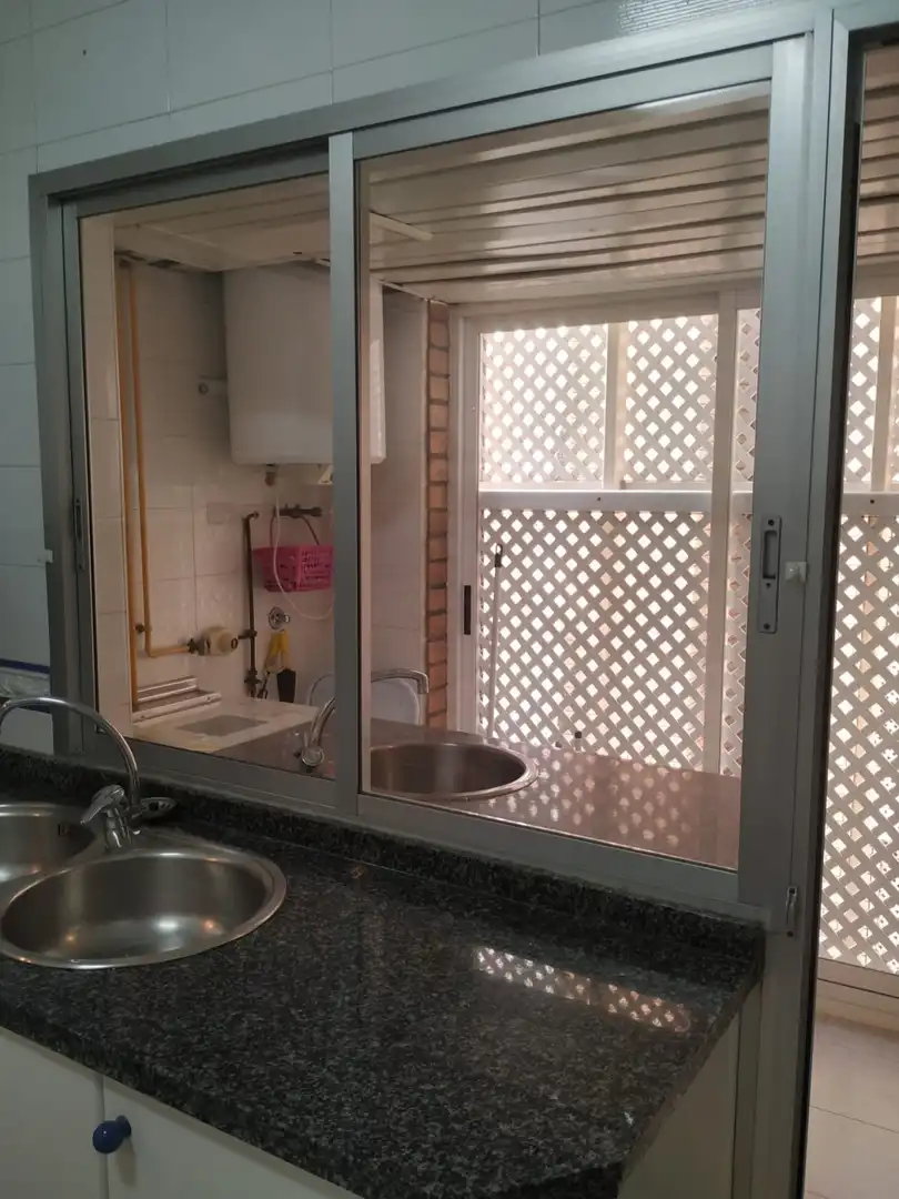 Küche von Wohnung zur Miete in Córdoba mit Heizung und Möbliert