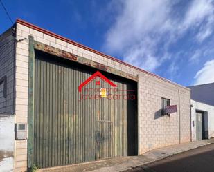 Vista exterior de Nau industrial en venda en Villafranca de los Barros