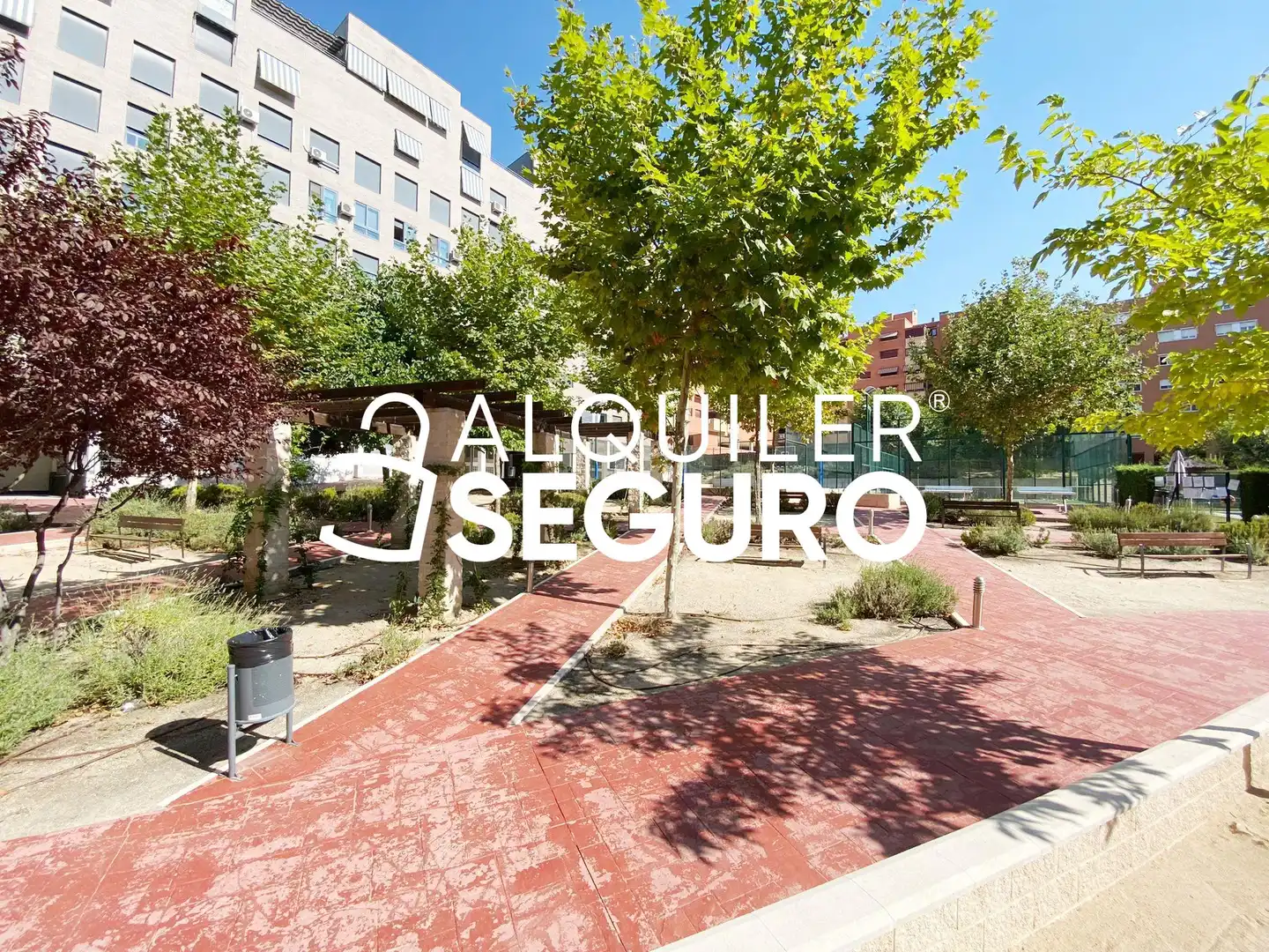 Außenansicht von Wohnung zur Miete in Madrid mit Klimaanlage, Heizung und Terrasse