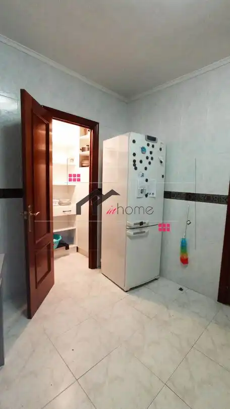 Cocina de Piso en venta en Barakaldo  con Calefacción y Amueblado