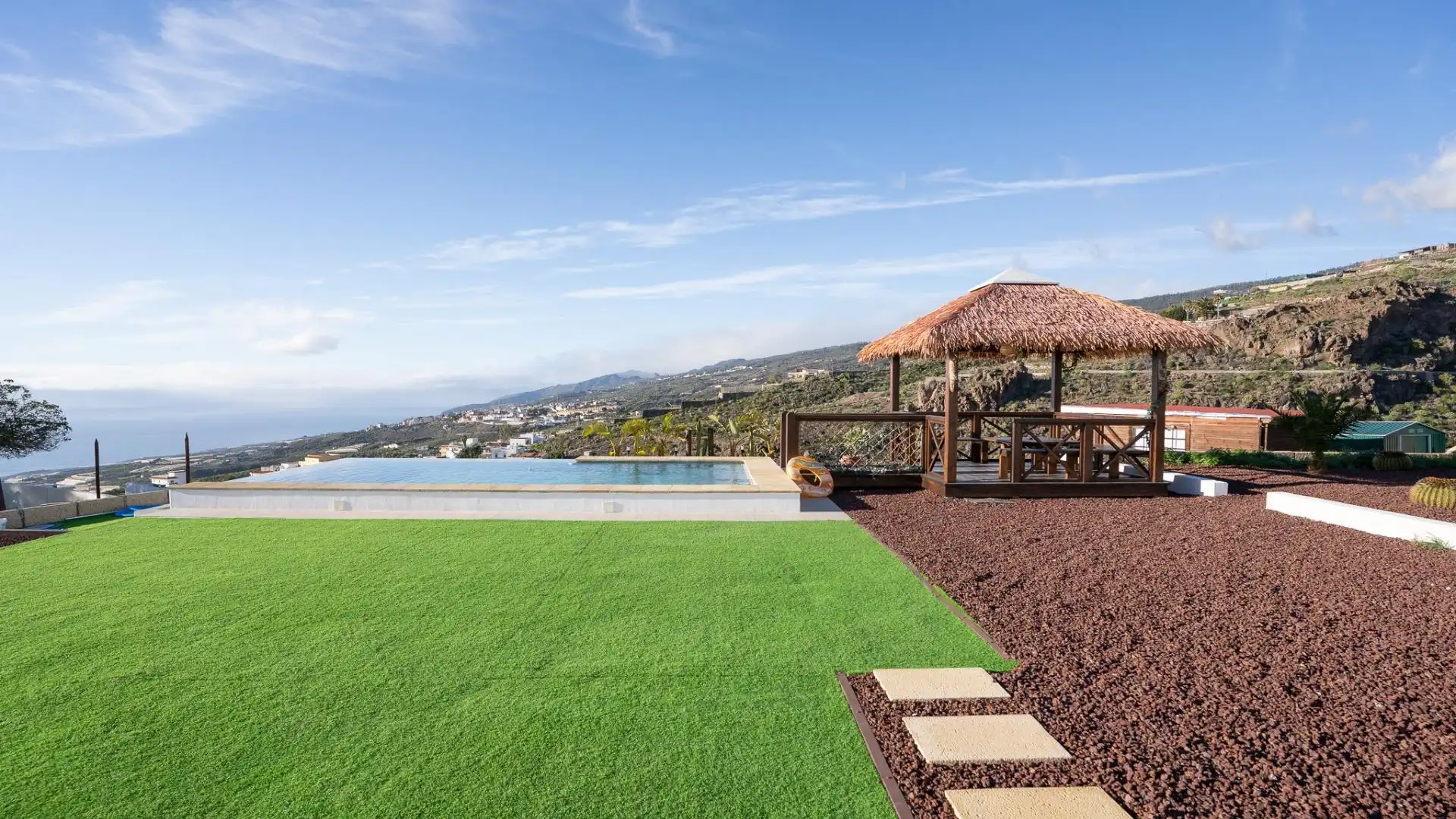 Terrace of Houses for sale in Guía de Isora  with Air Conditioner, Private garden and Terrace